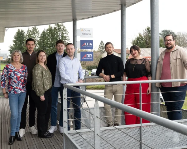 Photo-de-GROUPE-2 - Copie